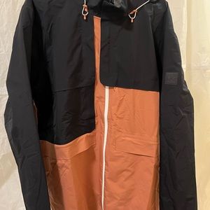 Under Armour Men’s Black and Orange Ski/snow Jacket